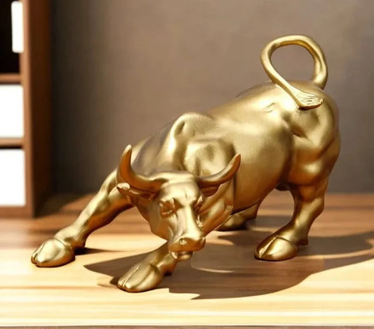 Escultura do Touro de Wall Street Dourado